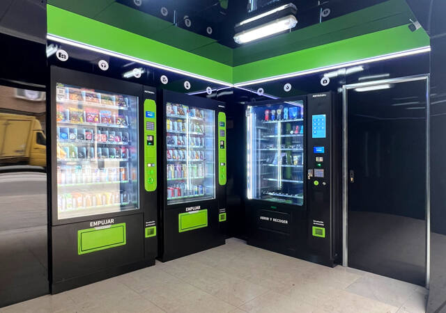 ¡Lorca estrena una tienda METRO24st!