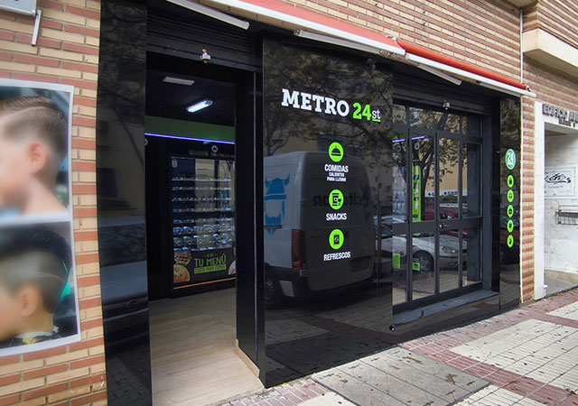 ¡Descubre la nueva tienda METRO24st en Estepona!