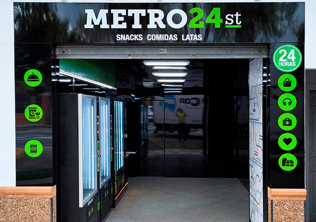 Sevilla tiene una nueva tienda 24h: METRO24st llega a La Campana