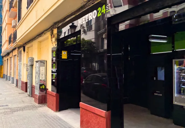 ¡Seguimos creciendo en Valencia! Nueva tienda METRO24st – Vending 24h